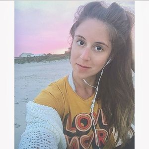 Meet your Posher, Lindsey